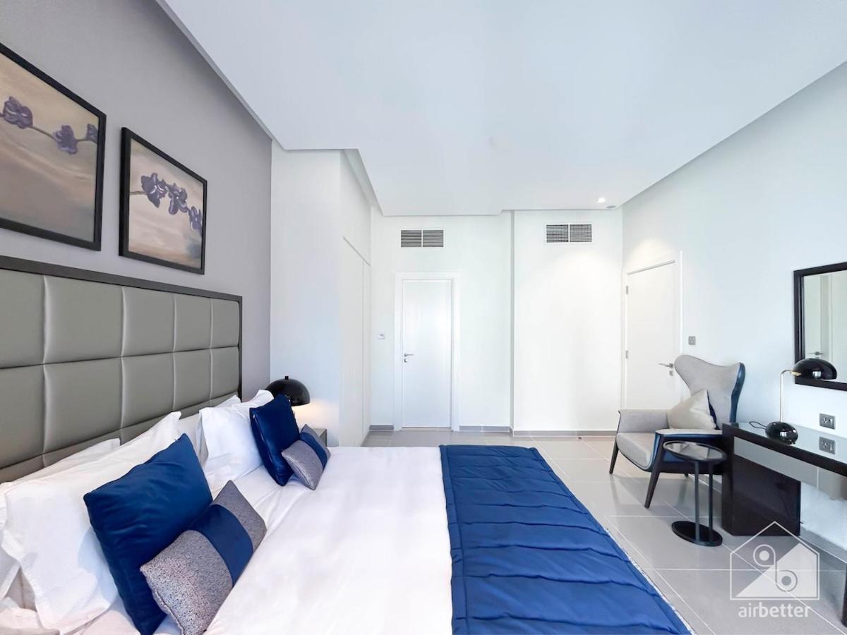Luxury Stay At Damac Majestine With Balcony & Views Dubaï Extérieur photo