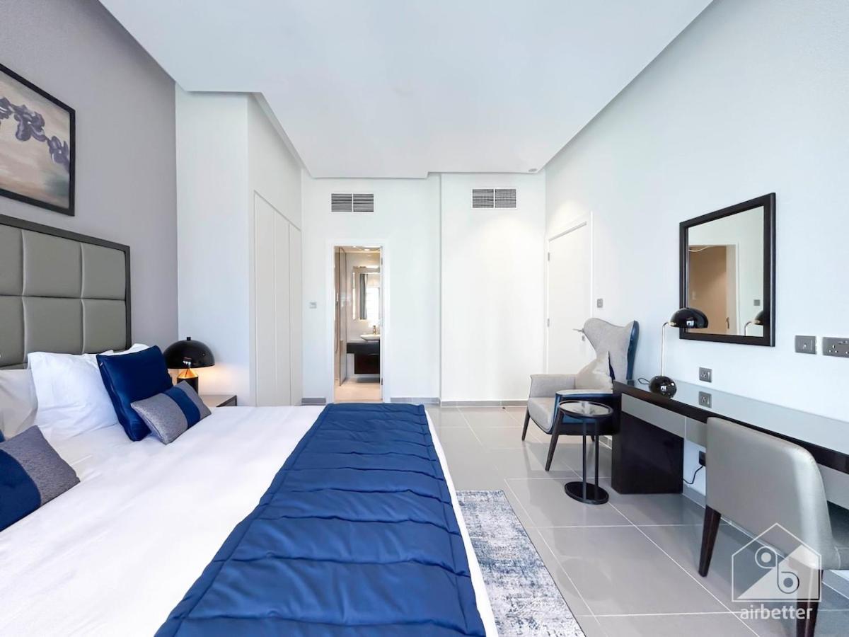 Luxury Stay At Damac Majestine With Balcony & Views Dubaï Extérieur photo