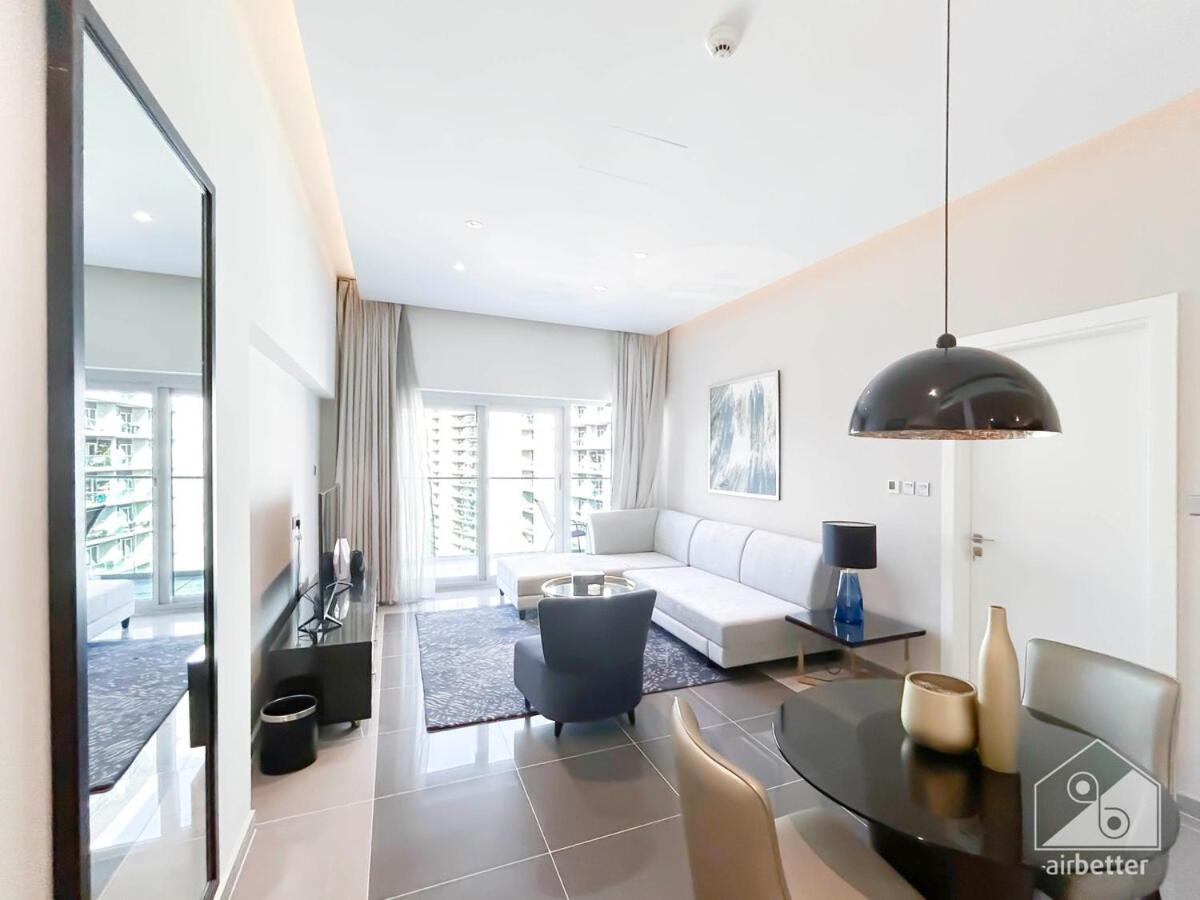 Luxury Stay At Damac Majestine With Balcony & Views Dubaï Extérieur photo